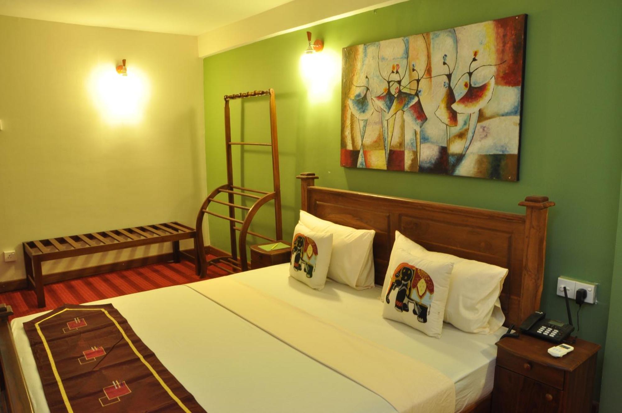 Hotel Tinaya Dambulla Værelse billede