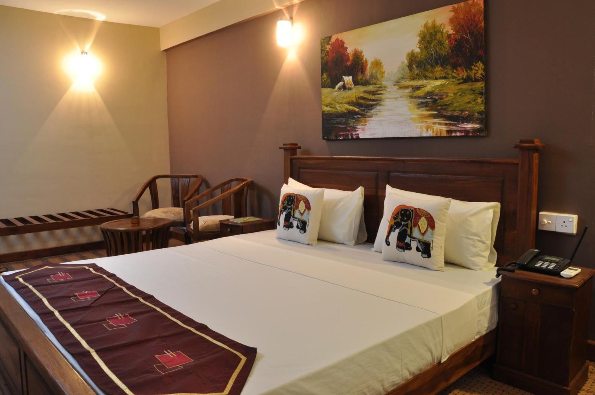 Hotel Tinaya Dambulla Værelse billede